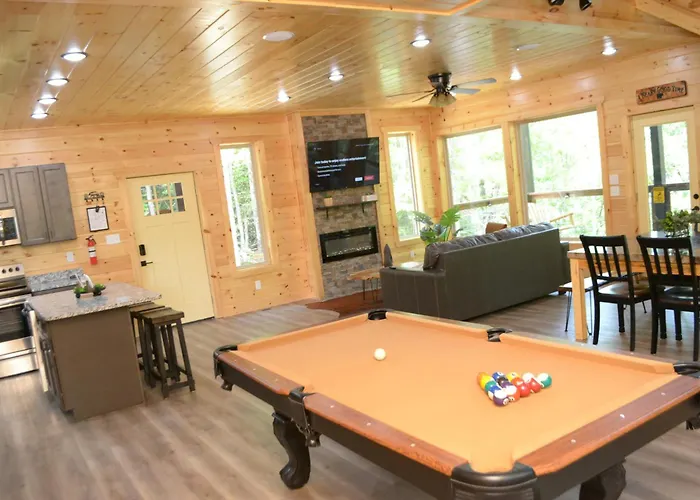 Counting Stars Luxury Cabin!